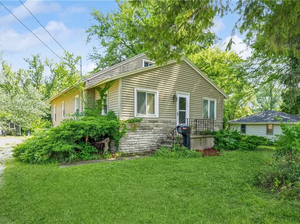 1717 Leland Ave, Des Moines, IA 50315