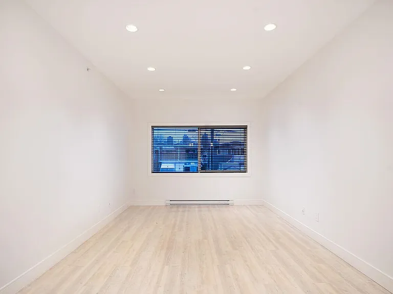 4548 Hastings St #302 — Photo 13