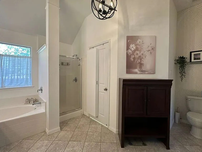 4223 Fall Creek Dr — Photo 28