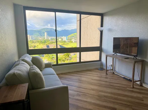 300 Wai Nani Way, Honolulu, HI