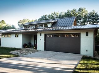 18 Willowbrook Rd, Asheville, NC 28805