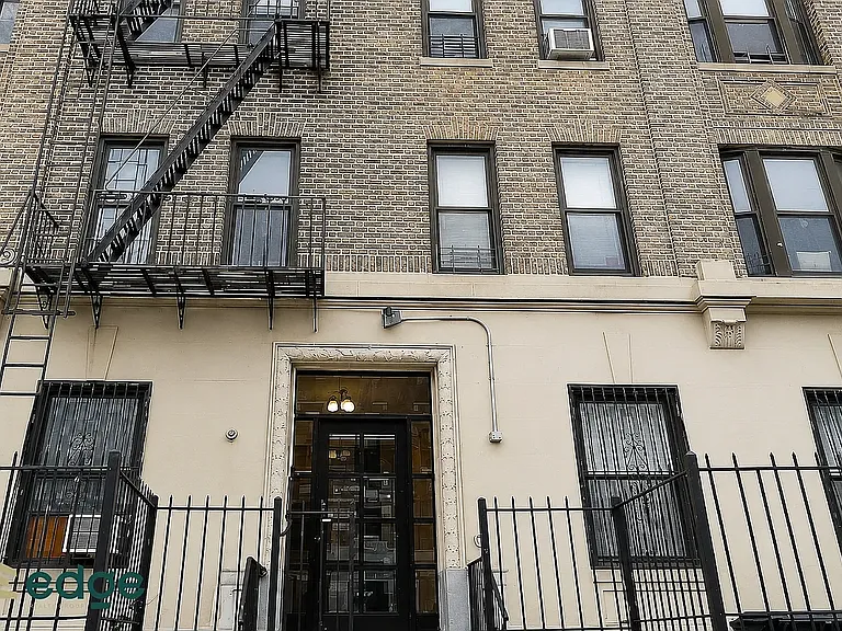 600 Park Pl #15A — Photo 11