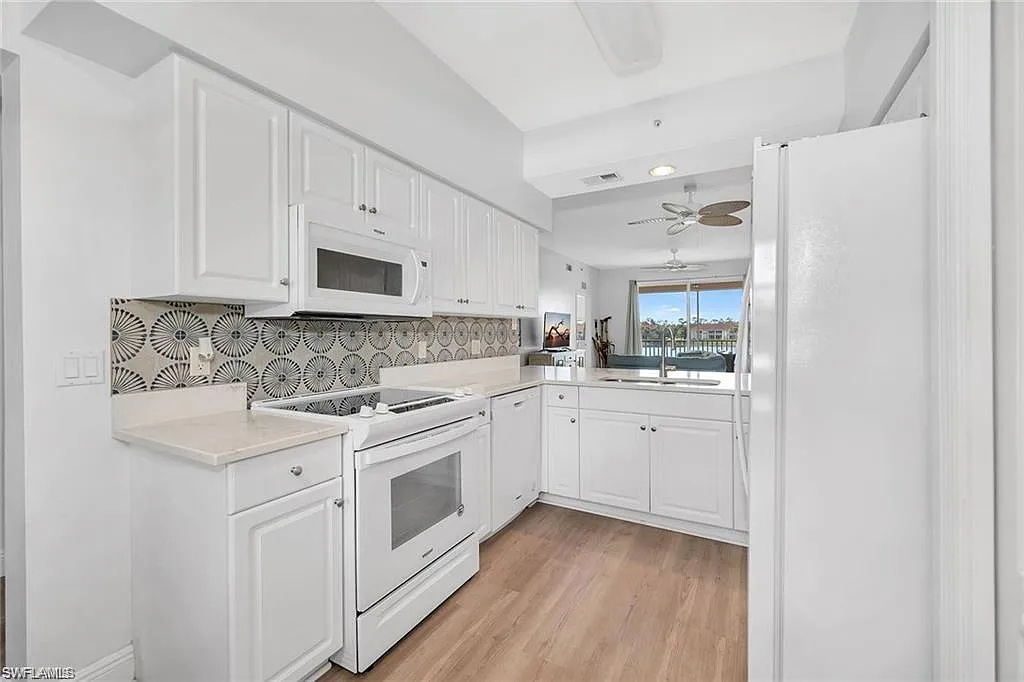 2 bed, 2.0 bath, 1194 sqft, $2,500 — Photo 4