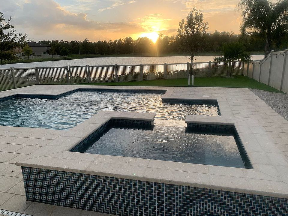 2nd image of 1799 Oak Hammock Ct
