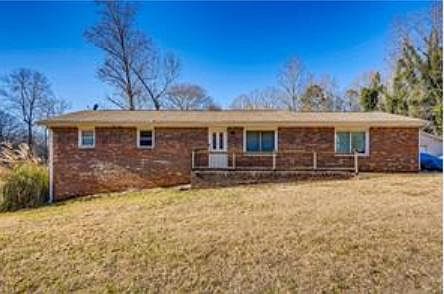 1st image of 3581 Briar Dr