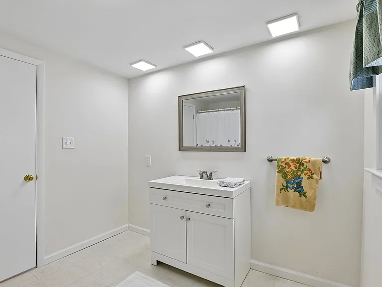 18 Patterson St — Photo 30