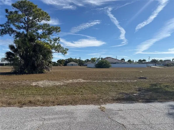 1227 NW 23rd Ave, Cape Coral, FL 33993
