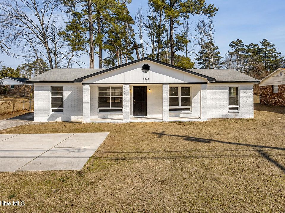 1st image of 2965 Meadowbrook Drive