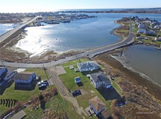 13 Basin Rd, Narragansett, RI 02882