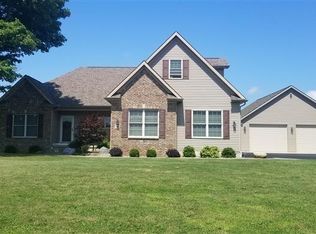 7840 Michael Rd, Orchard Park, NY 14127