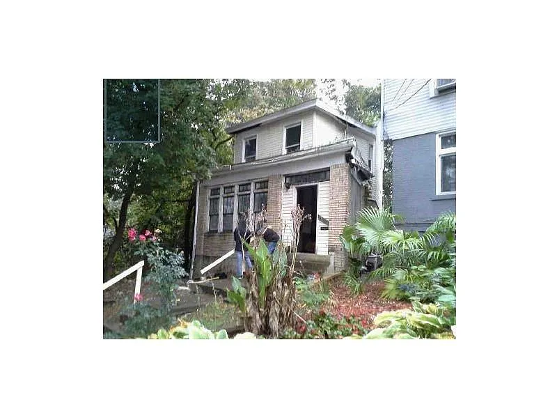 5474 Hillcrest St photo 1