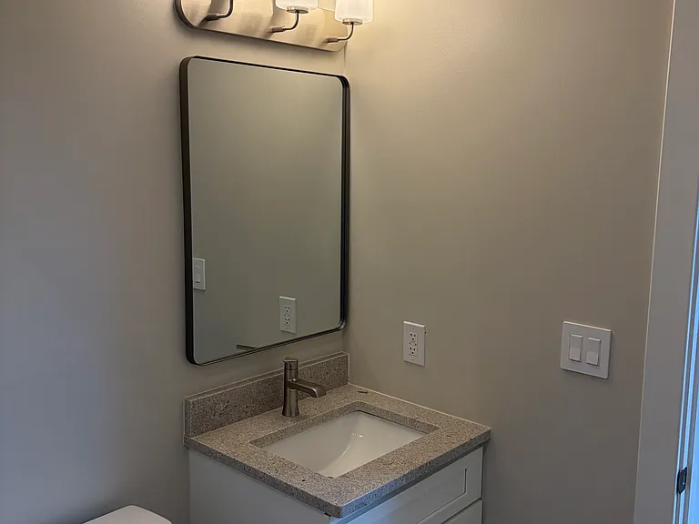 447 S Aiken Ave #4 — Photo 16