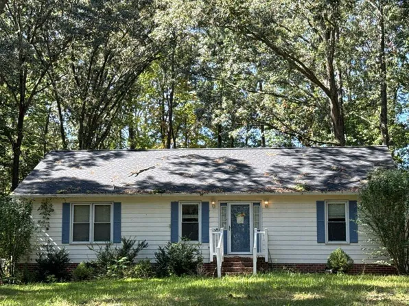 207 La Mae Cir, Aylett, VA 23009