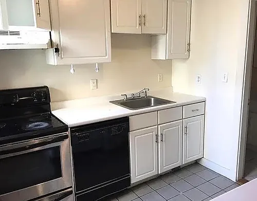 466 Commonwealth Ave #104 Photo 1