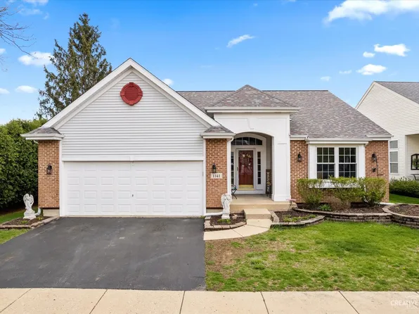 1141 Orchard Lake Dr, Aurora, IL 60506