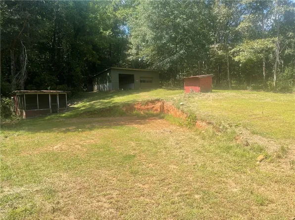 711 Campbell Town Rd, Walhalla, SC 29691