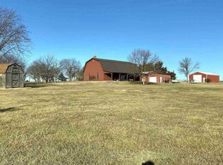 14426 T Rd, Mayetta, KS 66509