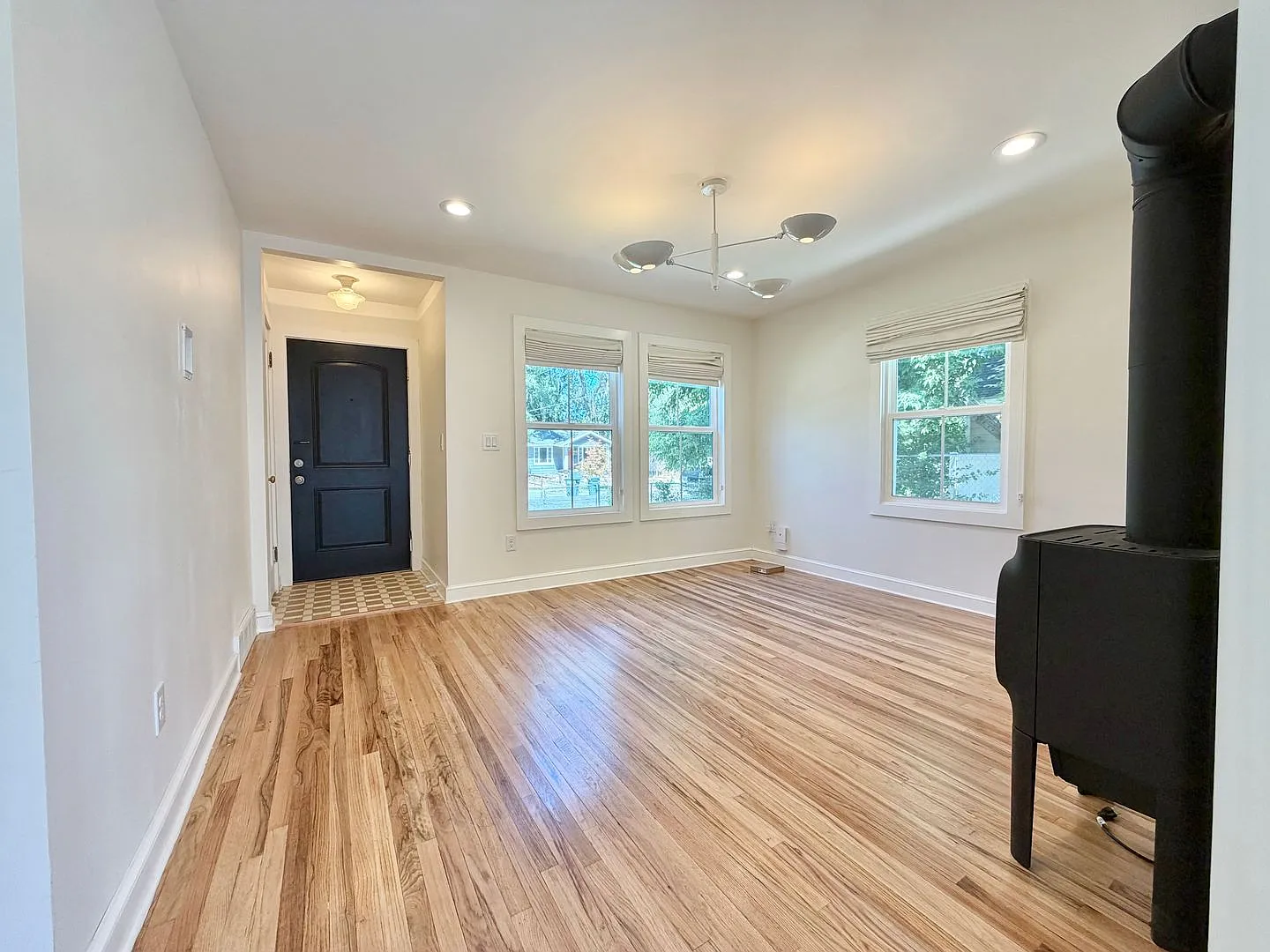 Gorgeous Home in Salt Lake City! — Photo 2