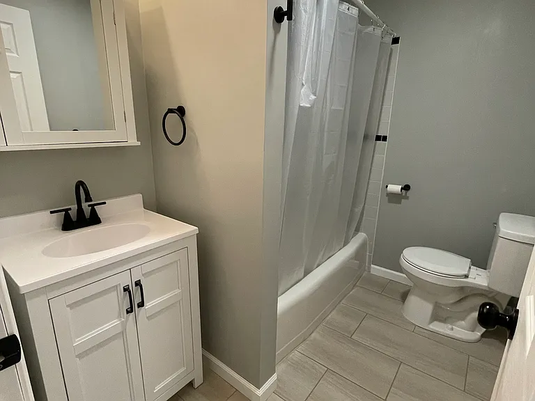 421 Harpold Ave — Photo 8