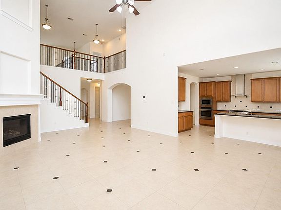 4th image of 27411 Canyon Reach Dr