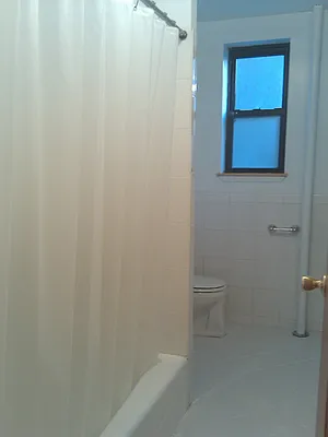 Rented by DSA Realty | media 17