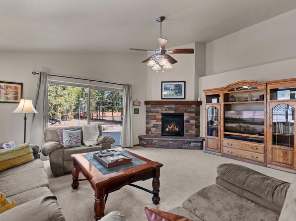 17324 Scaup Dr, Bend, OR 97707