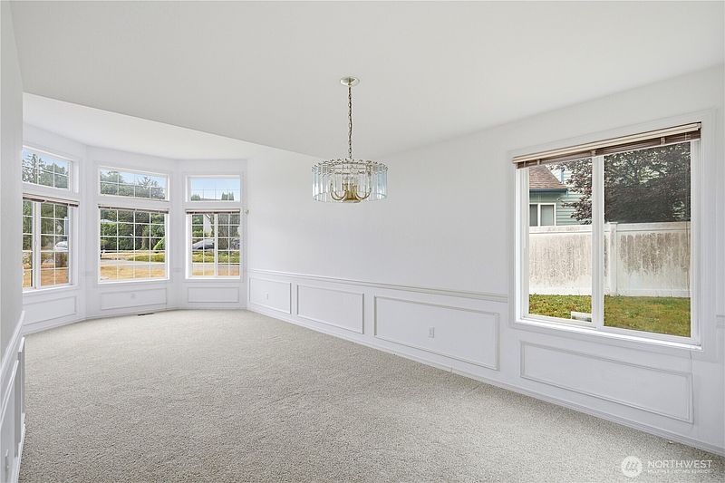 5th image of 2021 Hoquiam Avenue NE