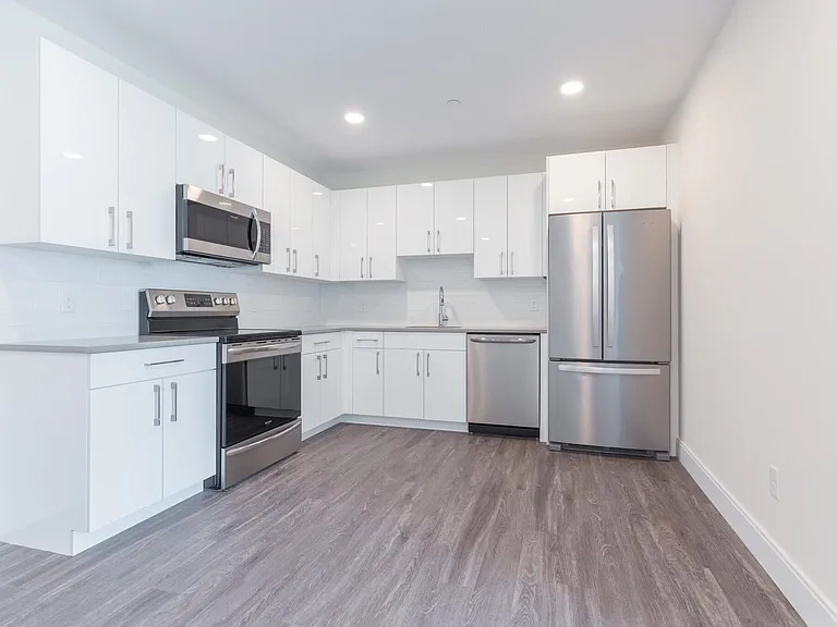 1065 Tremont St #415 — Photo 6
