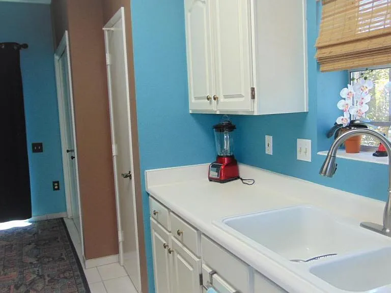 1098 W Camino Sagasta — Photo 7