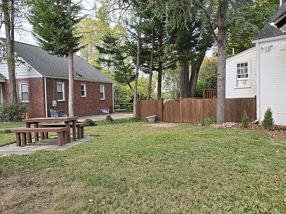 5th image of 4840 Bayard Blvd