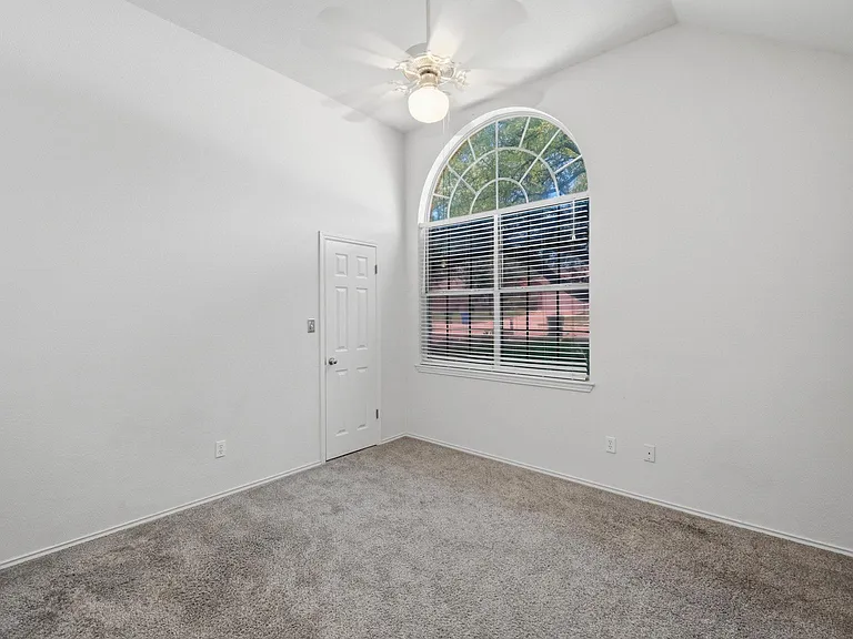 1108 Antelope Rdg — Photo 15