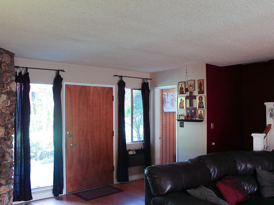 1st image of 307 N Acacia Ave Unit C