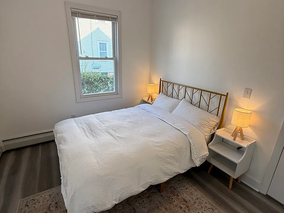 27 Candace St #1