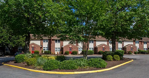 Chatham Square Apartments Photo 1