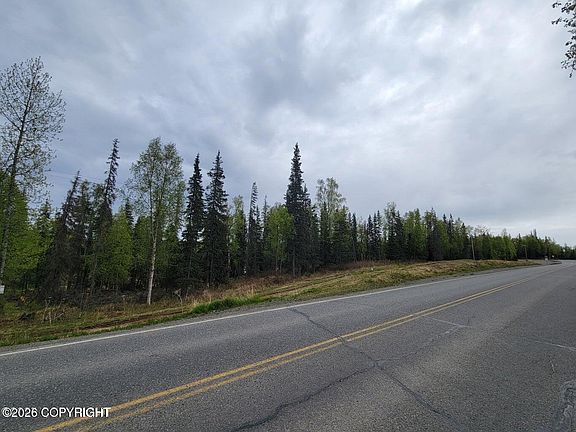3rd image of 48330 Miller Loop Rd