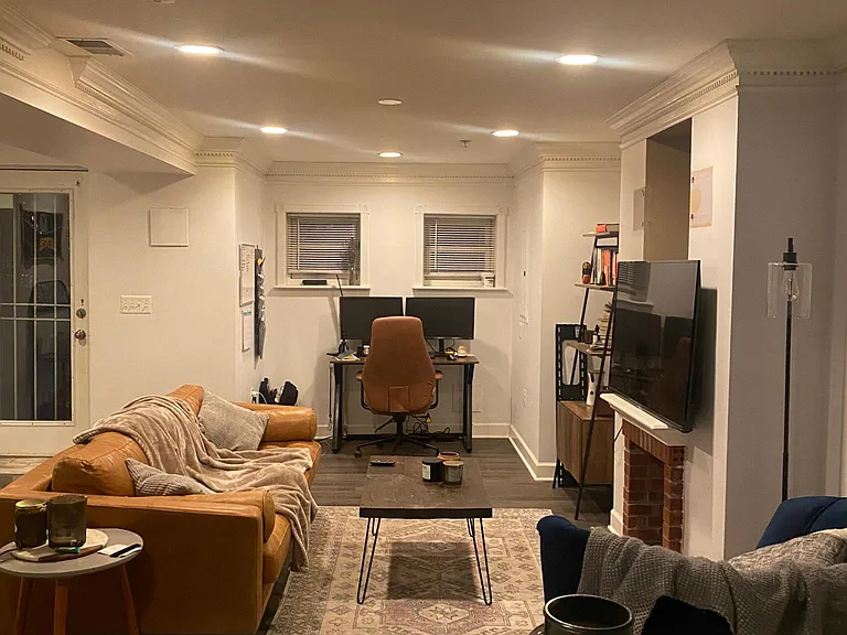 523 Florida Ave NW #3 — Photo 4