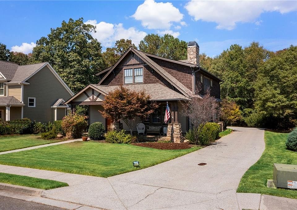1st image of 55 Lake Haven Dr