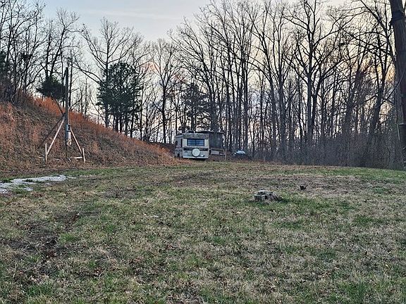 2nd image of 127 Diamond Ridge Rd