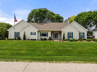17 Springbrook Cercle Dr, Appleton, WI 54914