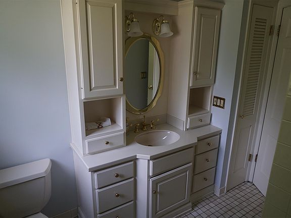 5th image of 8920 Sandymar Dr