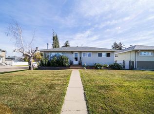 10245 160th St NW, Edmonton, AB T5P 3G1