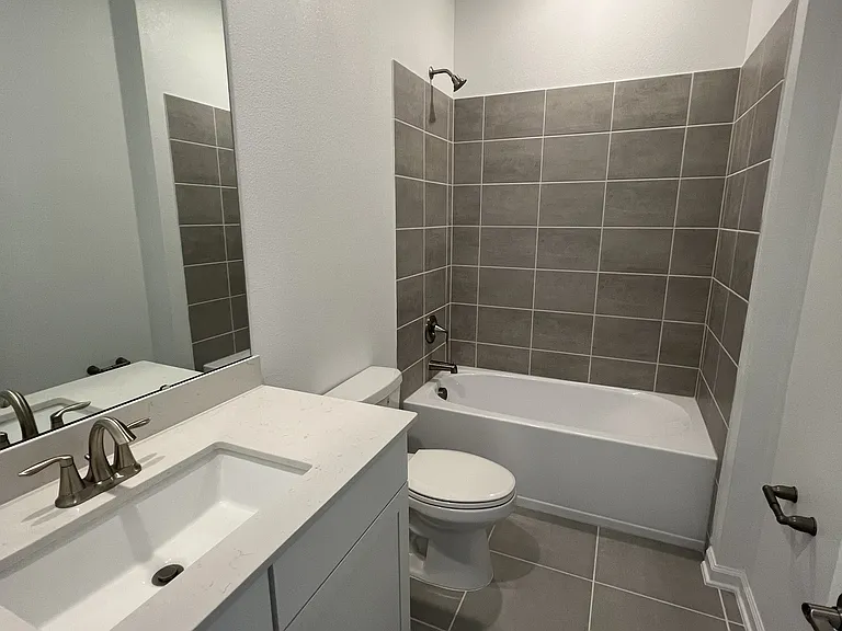 5653 Fiona Ln — Photo 29