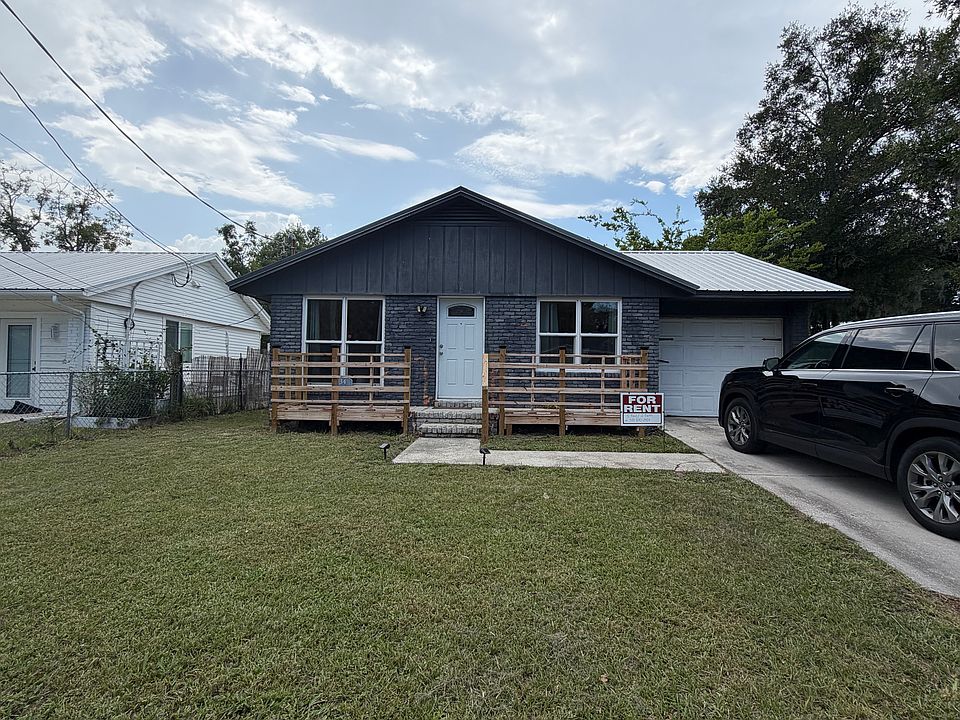 1st image of 34 Nesmith Ave