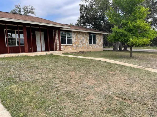 2200 San Jacinto Dr, Kerrville, TX 78028