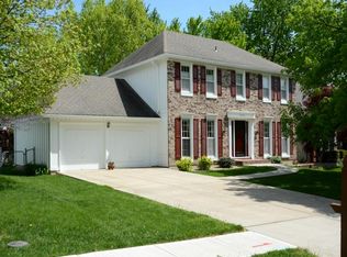 10255 Caenen Lake Rd, Lenexa, KS 66215