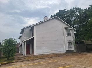 1102 Verde Dr, Bryan, TX 77801