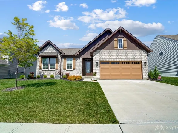 9007 Lakeside St, Tipp City, OH 45371