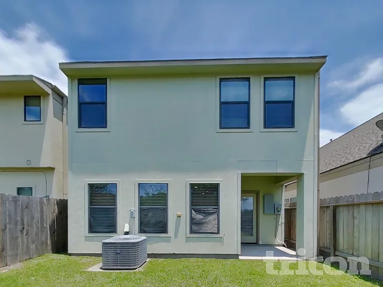 1819 Jara Ct — Photo 19