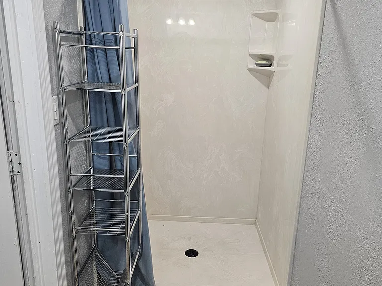 2710 Cansler Dr — Photo 12