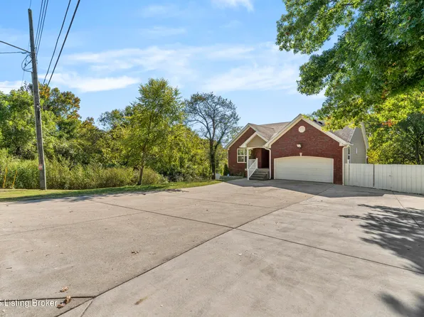 6110 Lazy Run Rd, Louisville, KY 40219